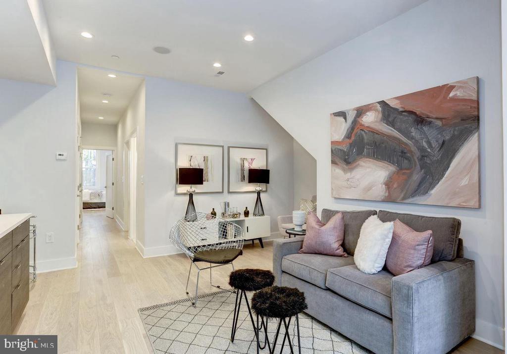 1719 U STREET NW Unit: 2