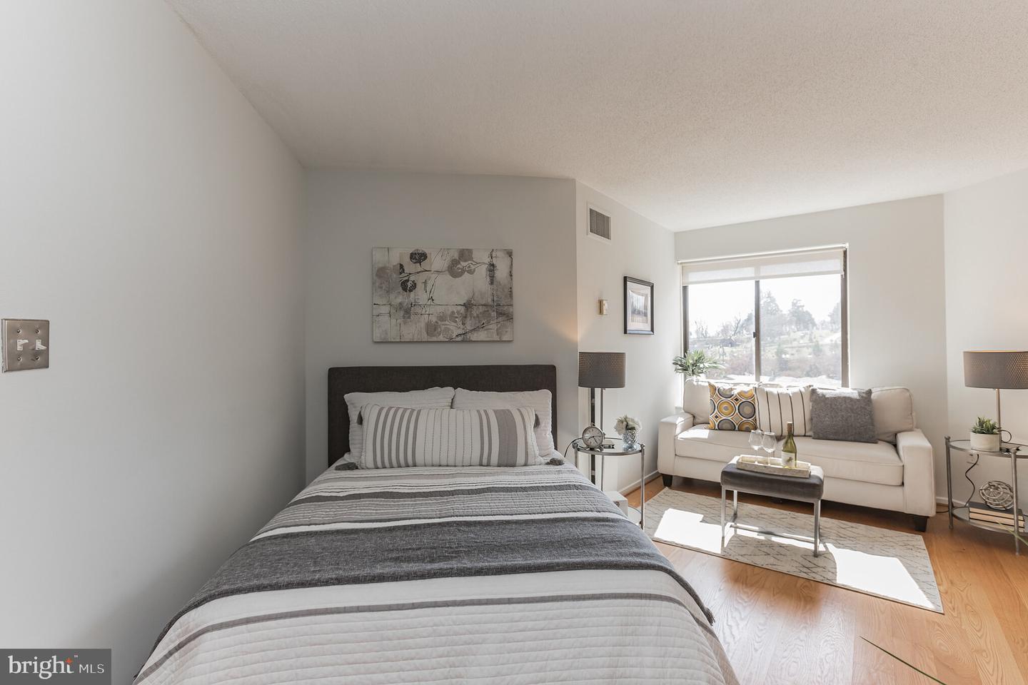 2111 Wisconsin AVENUE NW Unit: 512