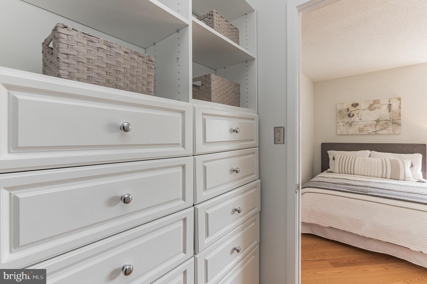 2111 Wisconsin AVENUE NW Unit: 512