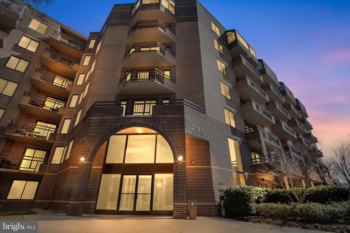 2111 Wisconsin AVENUE NW Unit: 512