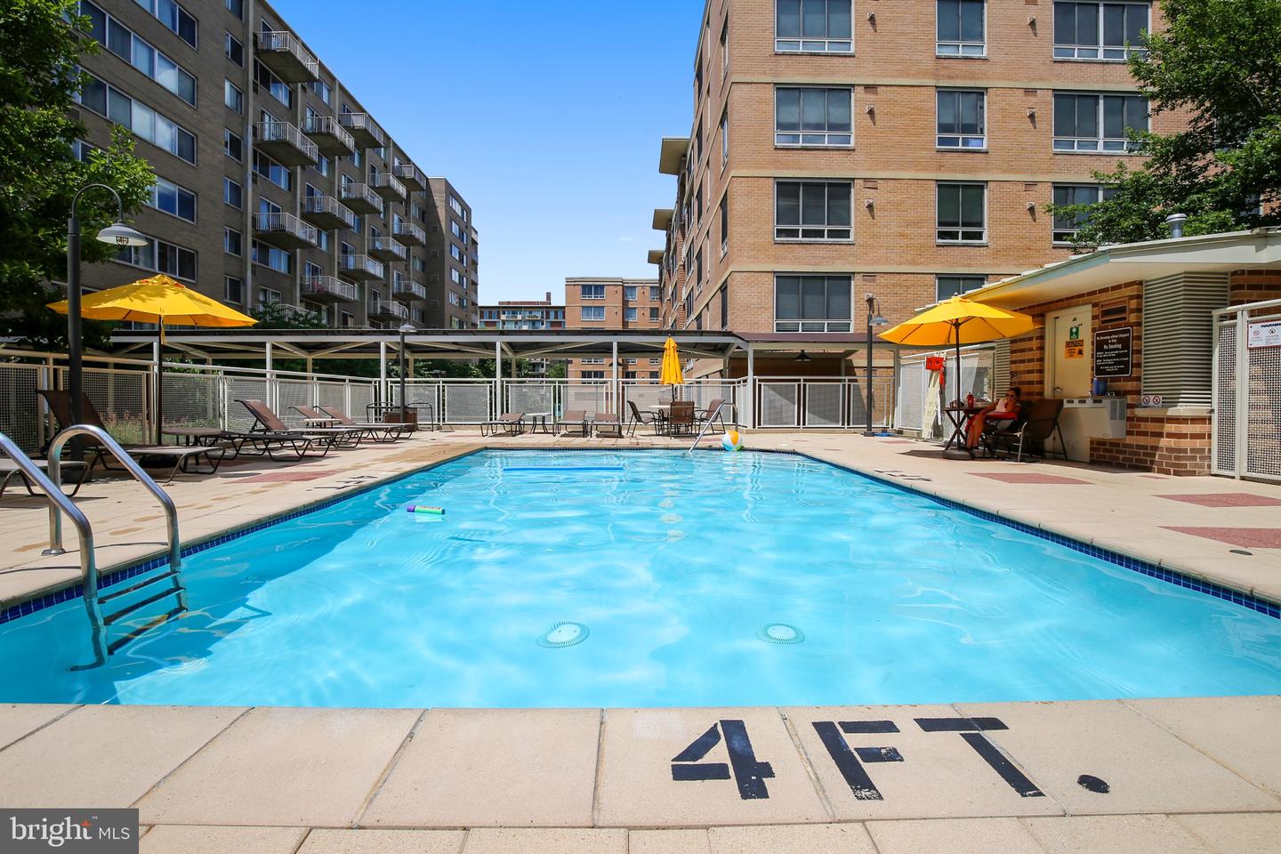800 4th STREET SW Unit: S805