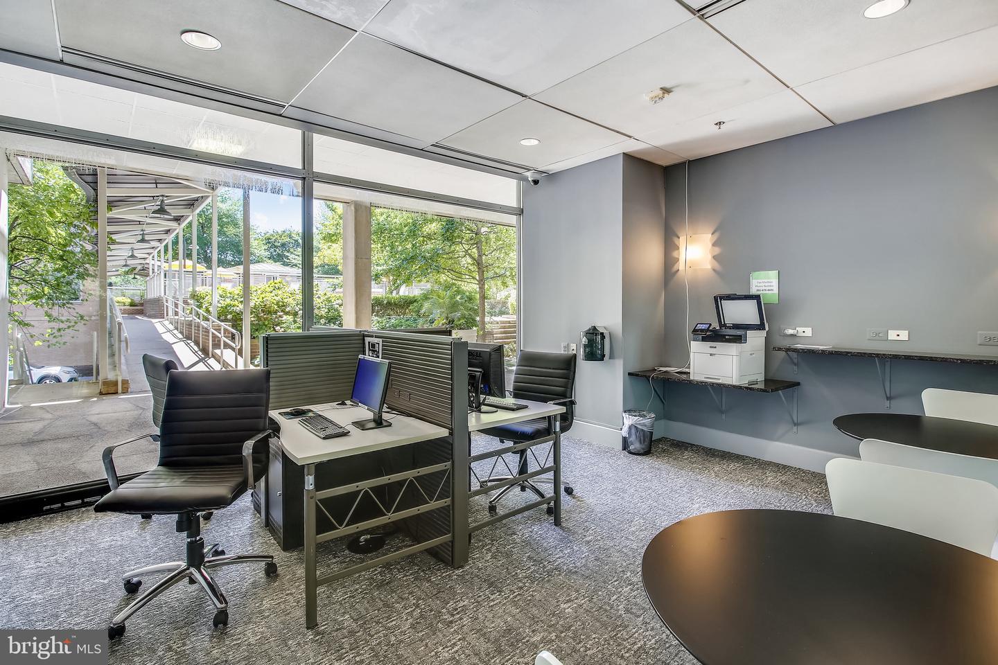 800 4th STREET SW Unit: S805