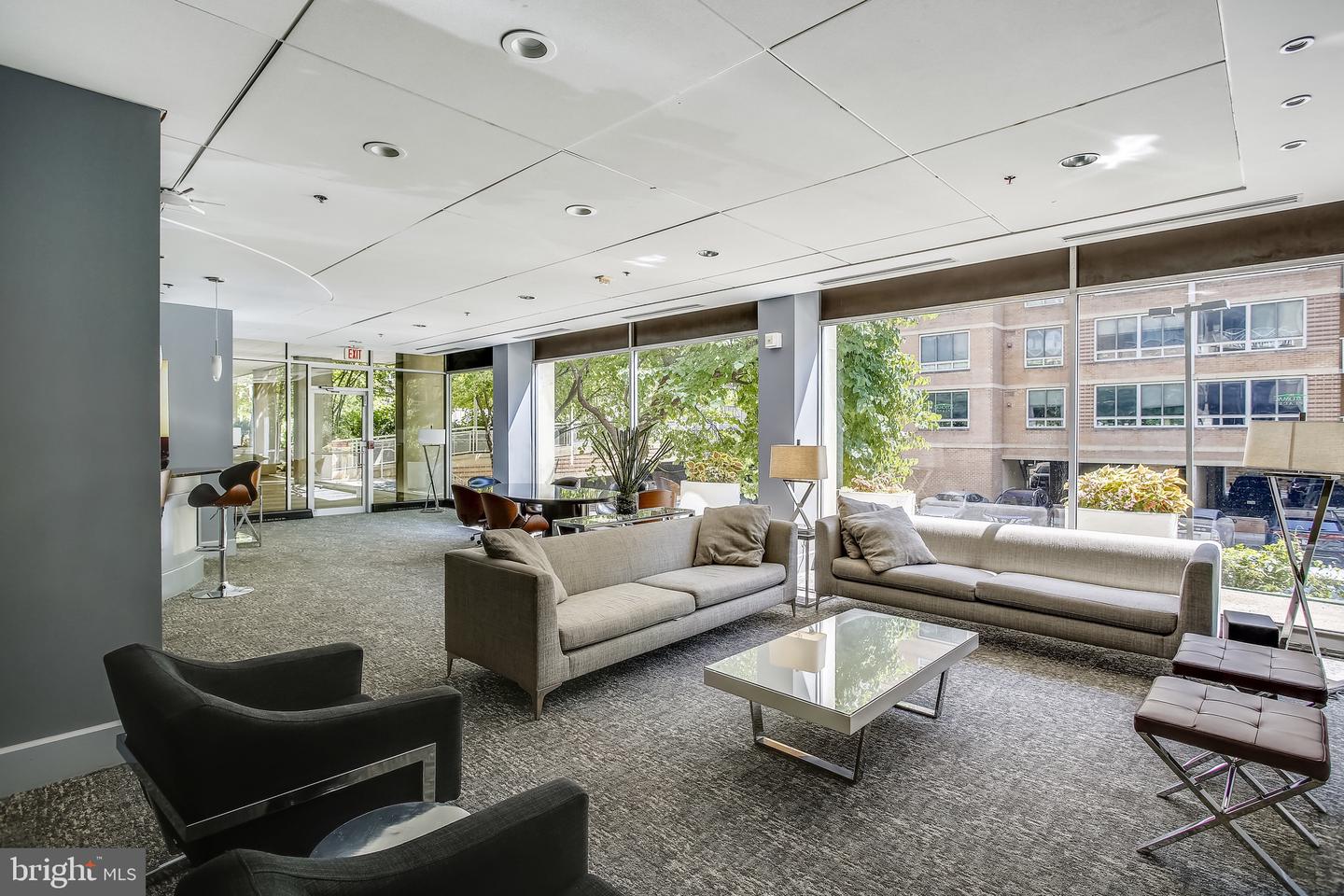 800 4th STREET SW Unit: S805