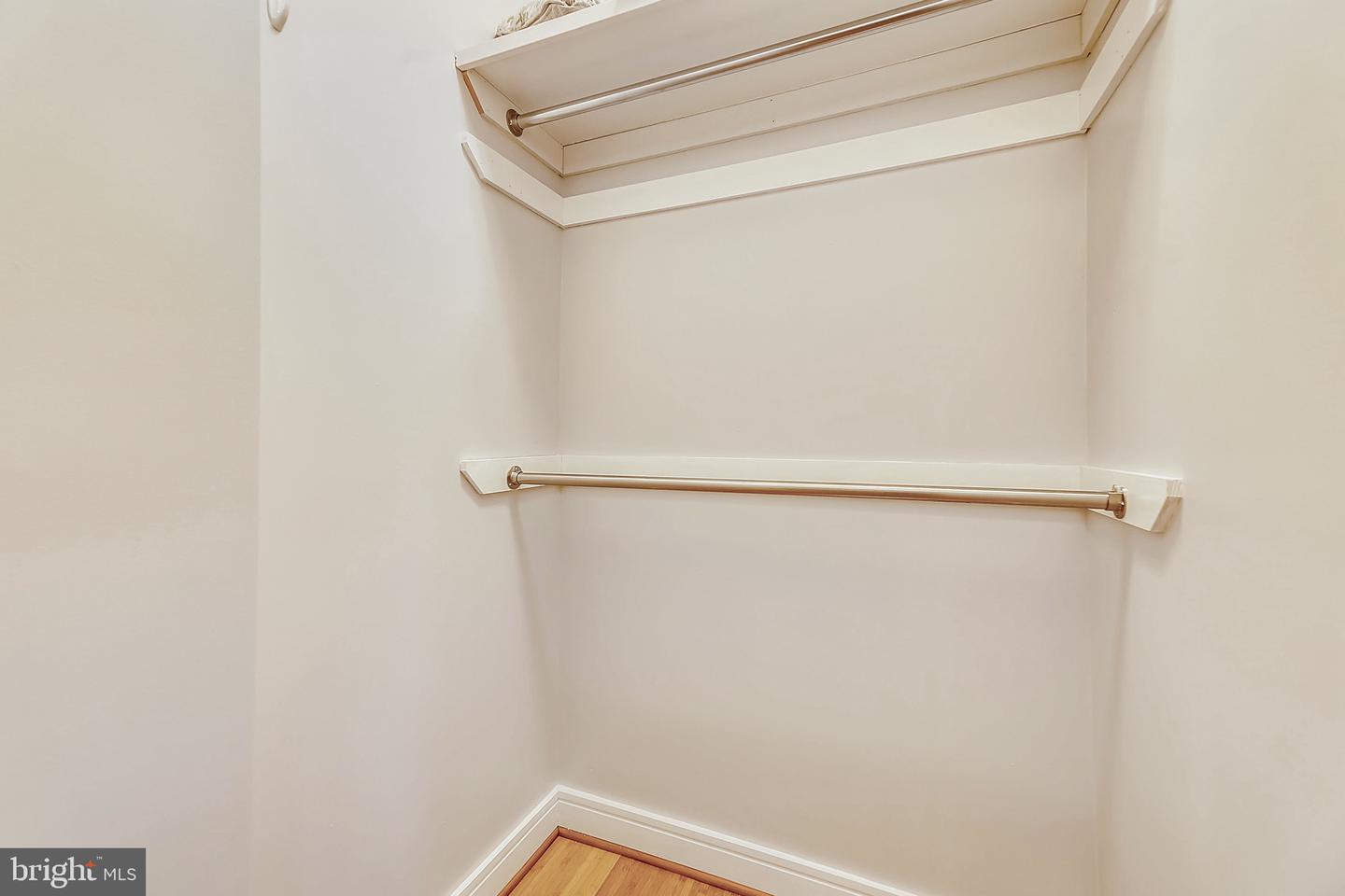 800 4th STREET SW Unit: S805