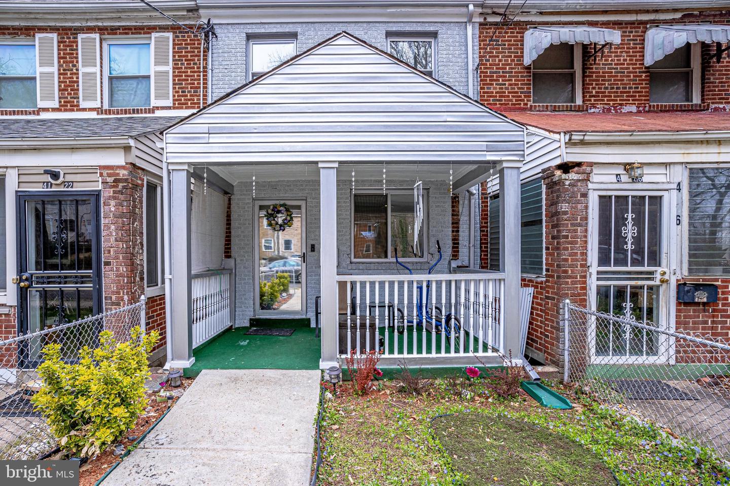 4124 Grant STREET NE