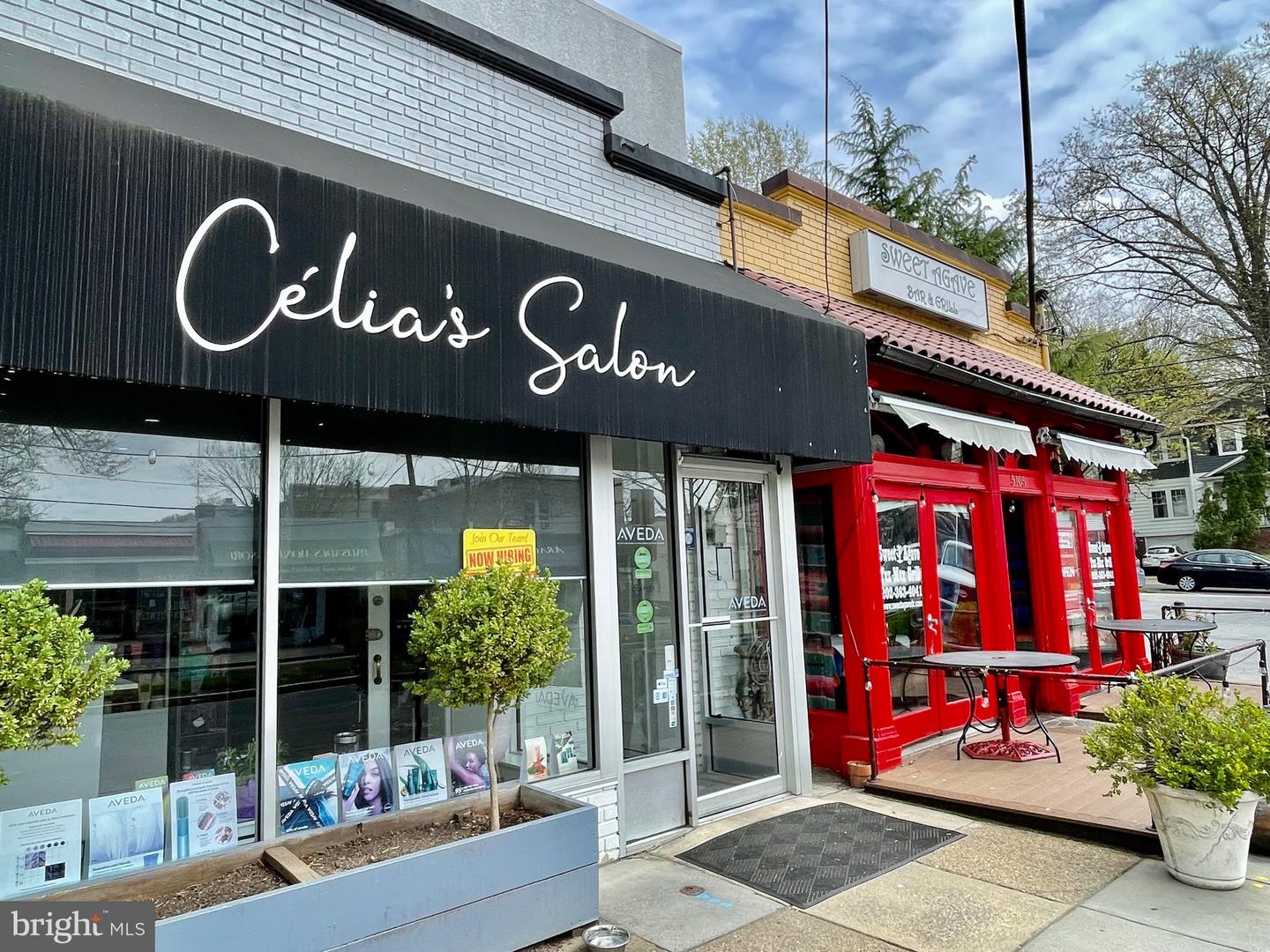 5112 MacArthur BOULEVARD NW Unit: 203