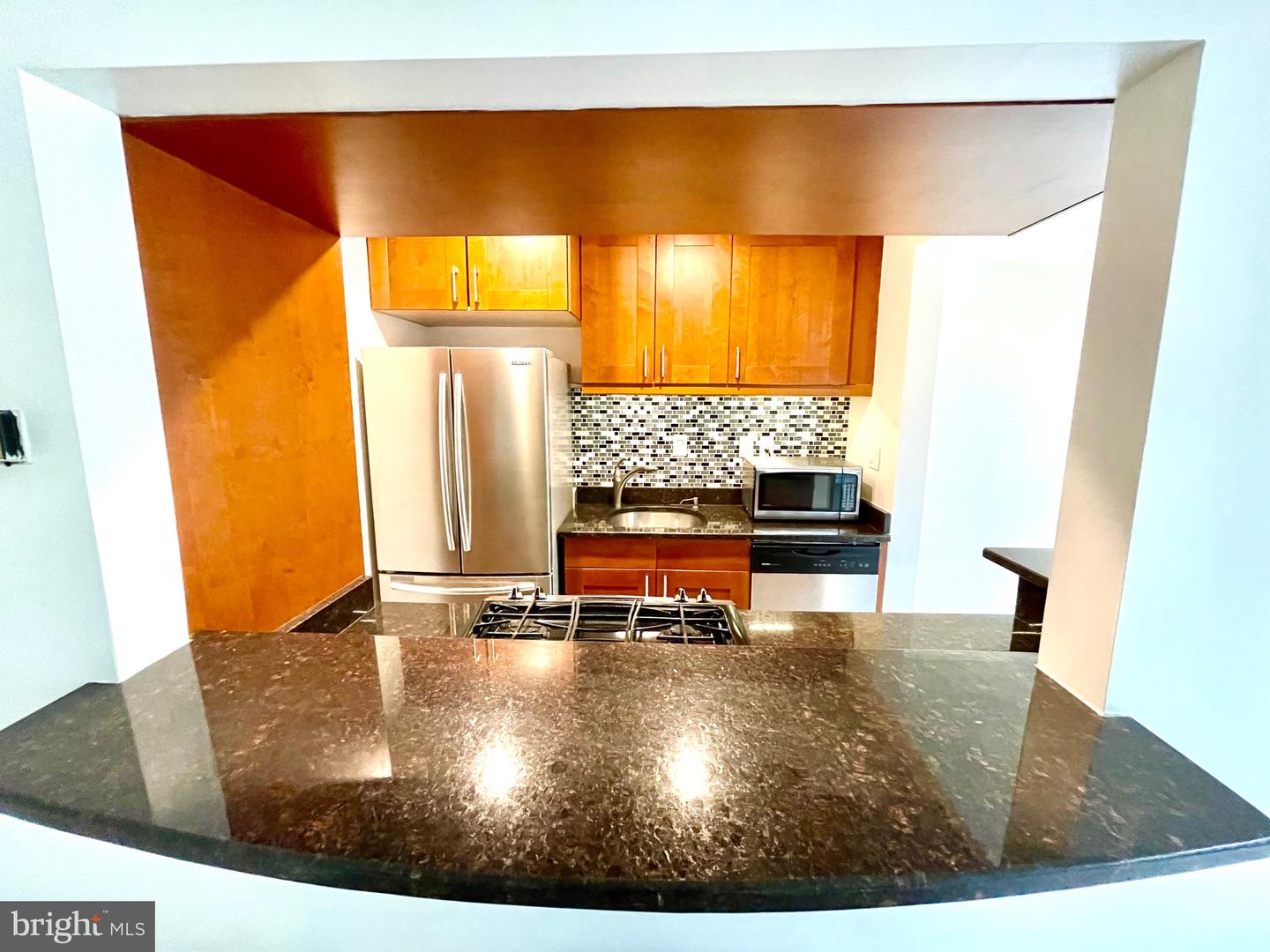 5112 MacArthur BOULEVARD NW Unit: 203
