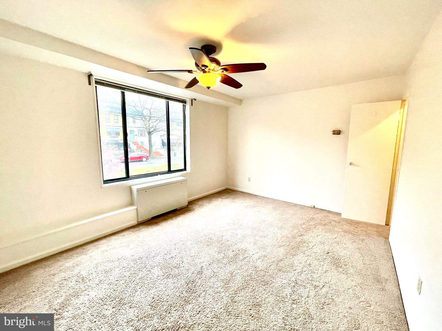 5112 MacArthur BOULEVARD NW Unit: 203