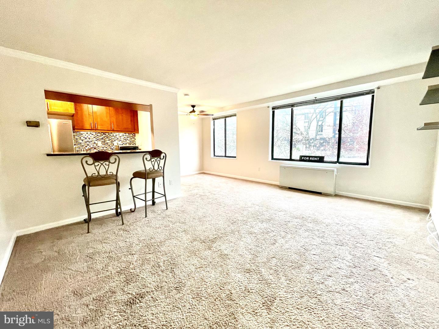 5112 MacArthur BOULEVARD NW Unit: 203