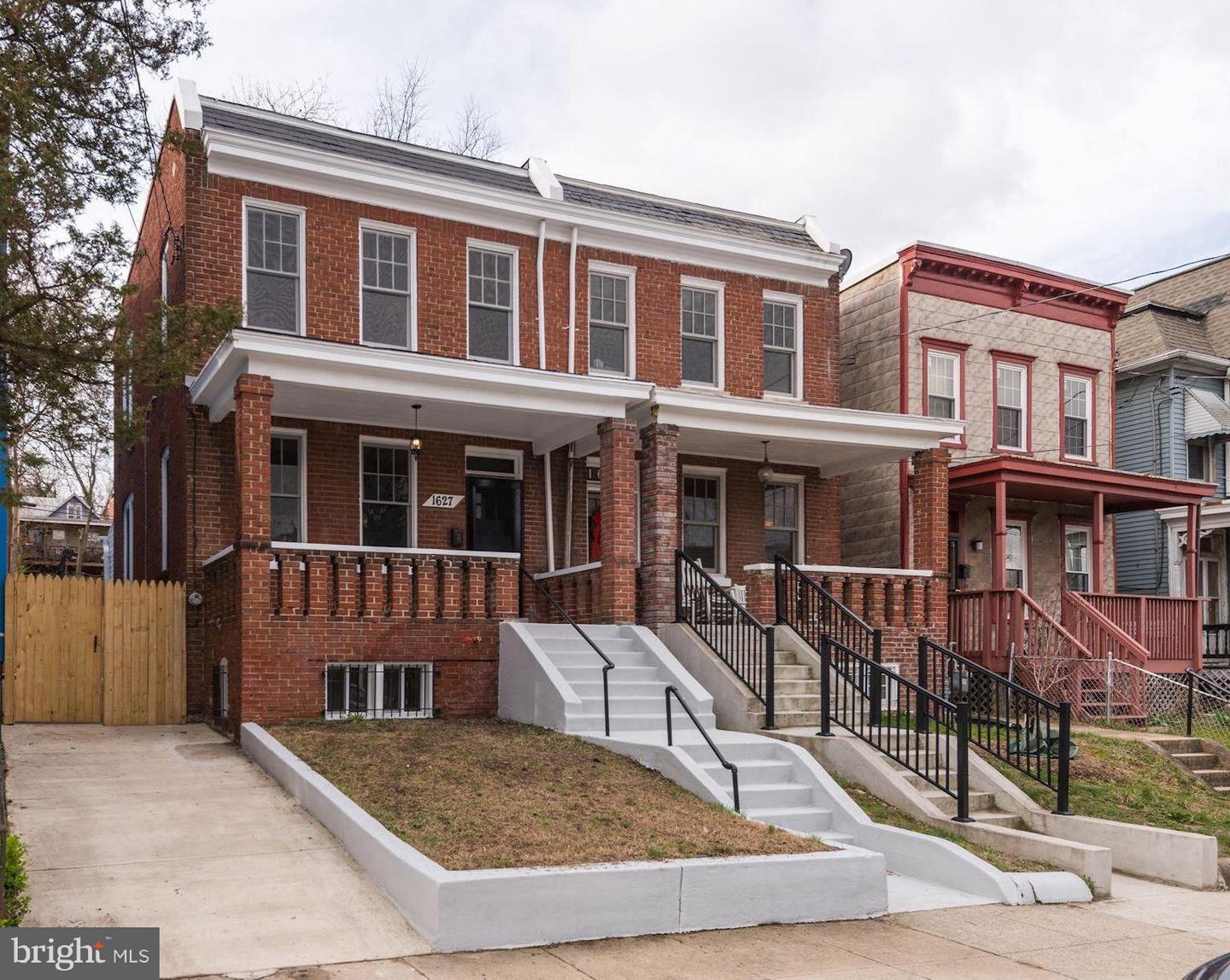 1627 U STREET SE