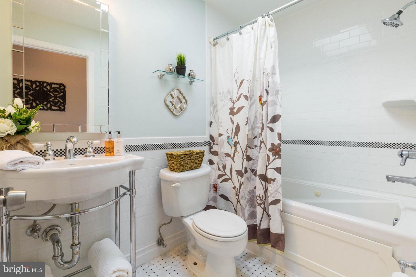 223 Florida AVENUE NW Unit: 4