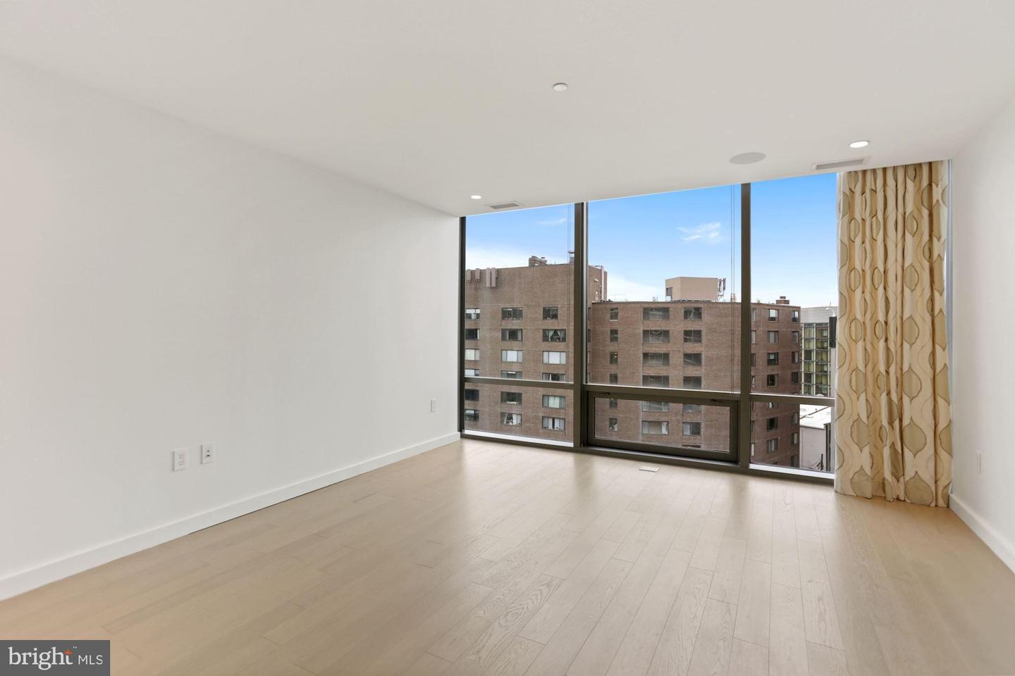 1111 24th STREET NW Unit: 85