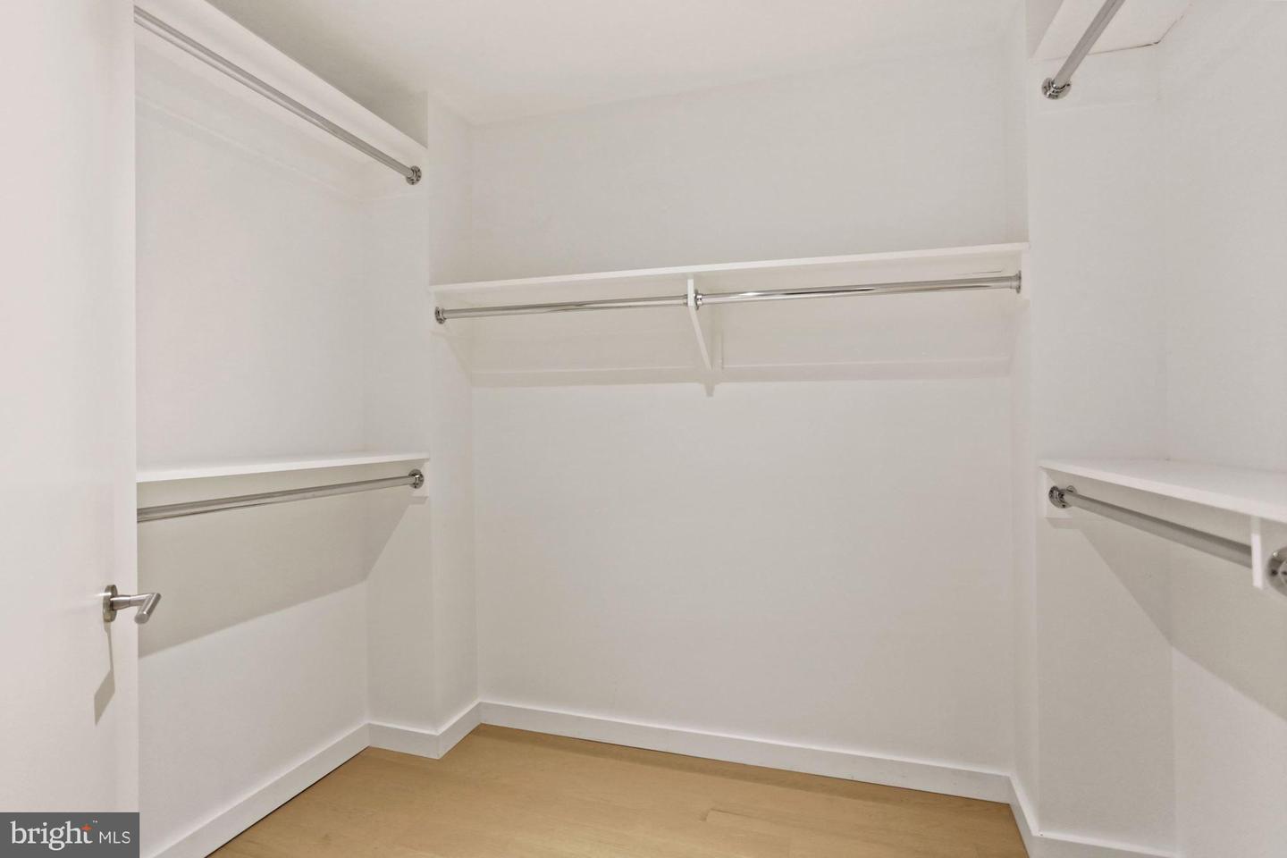 1111 24th STREET NW Unit: 85