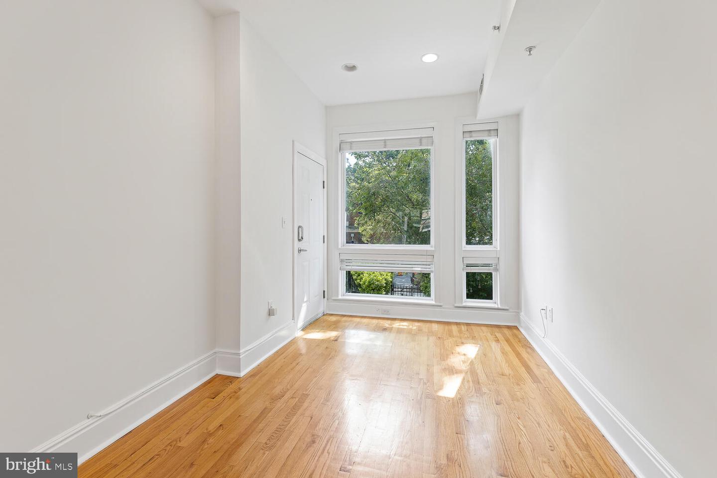 2212 11th STREET NW Unit: 2