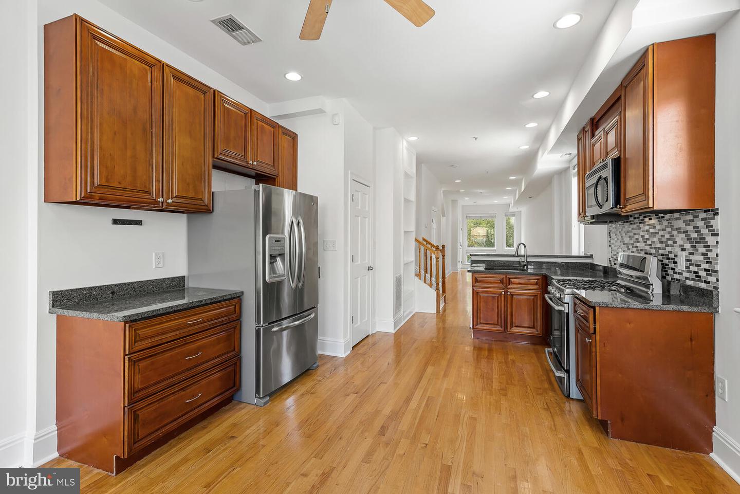 2212 11th STREET NW Unit: 2