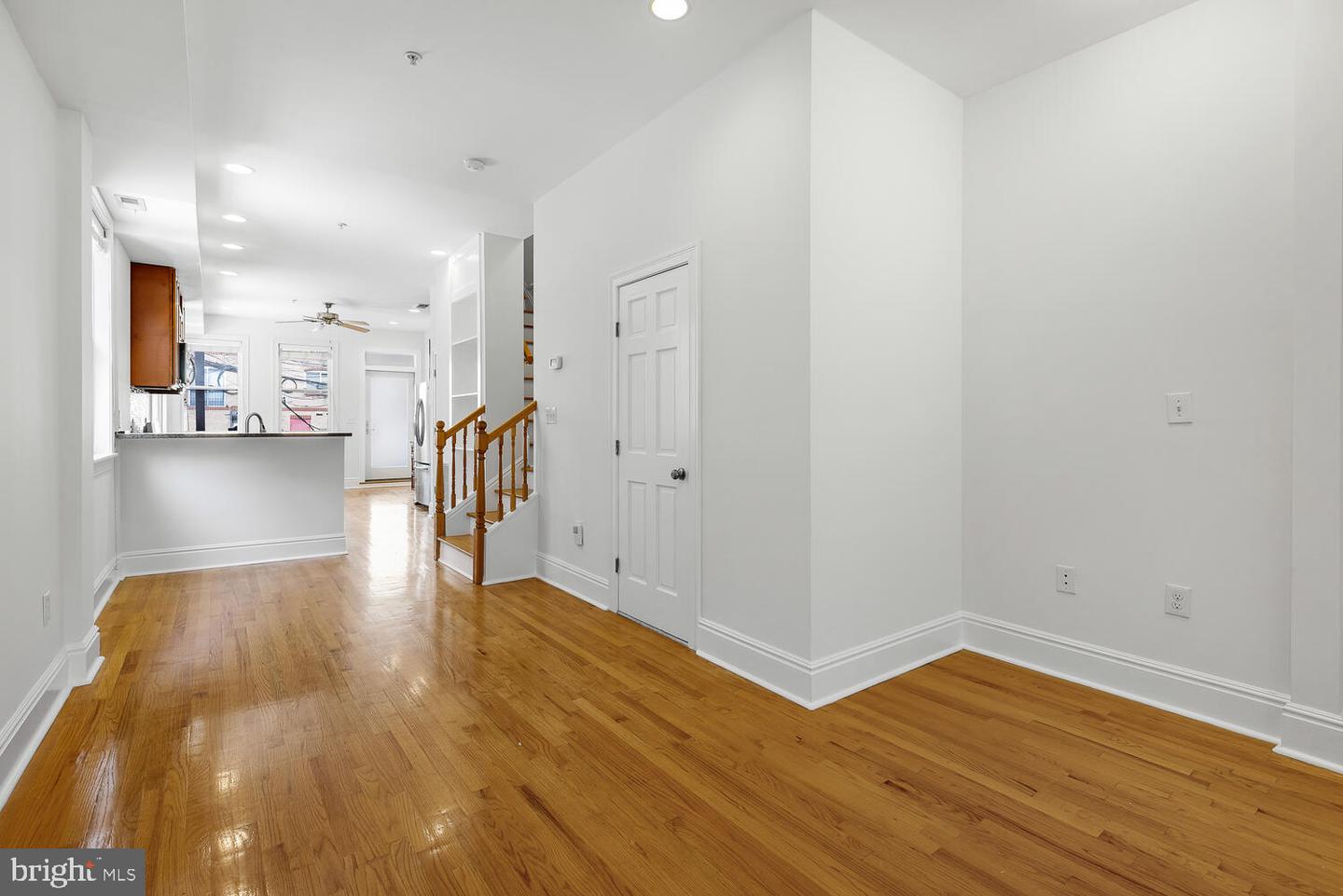 2212 11th STREET NW Unit: 2