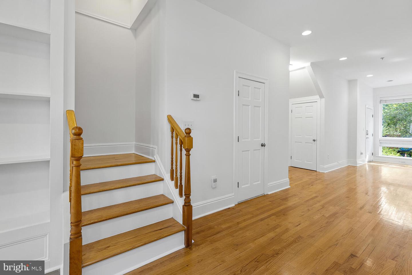 2212 11th STREET NW Unit: 2