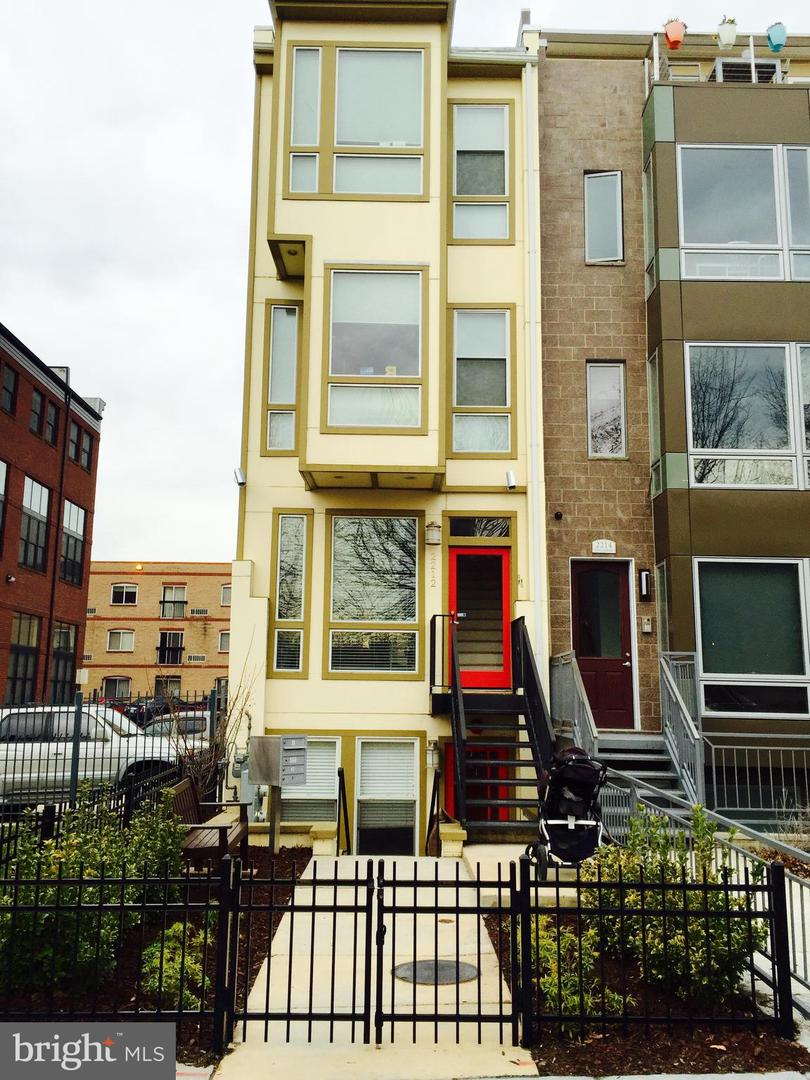 2212 11th STREET NW Unit: 2