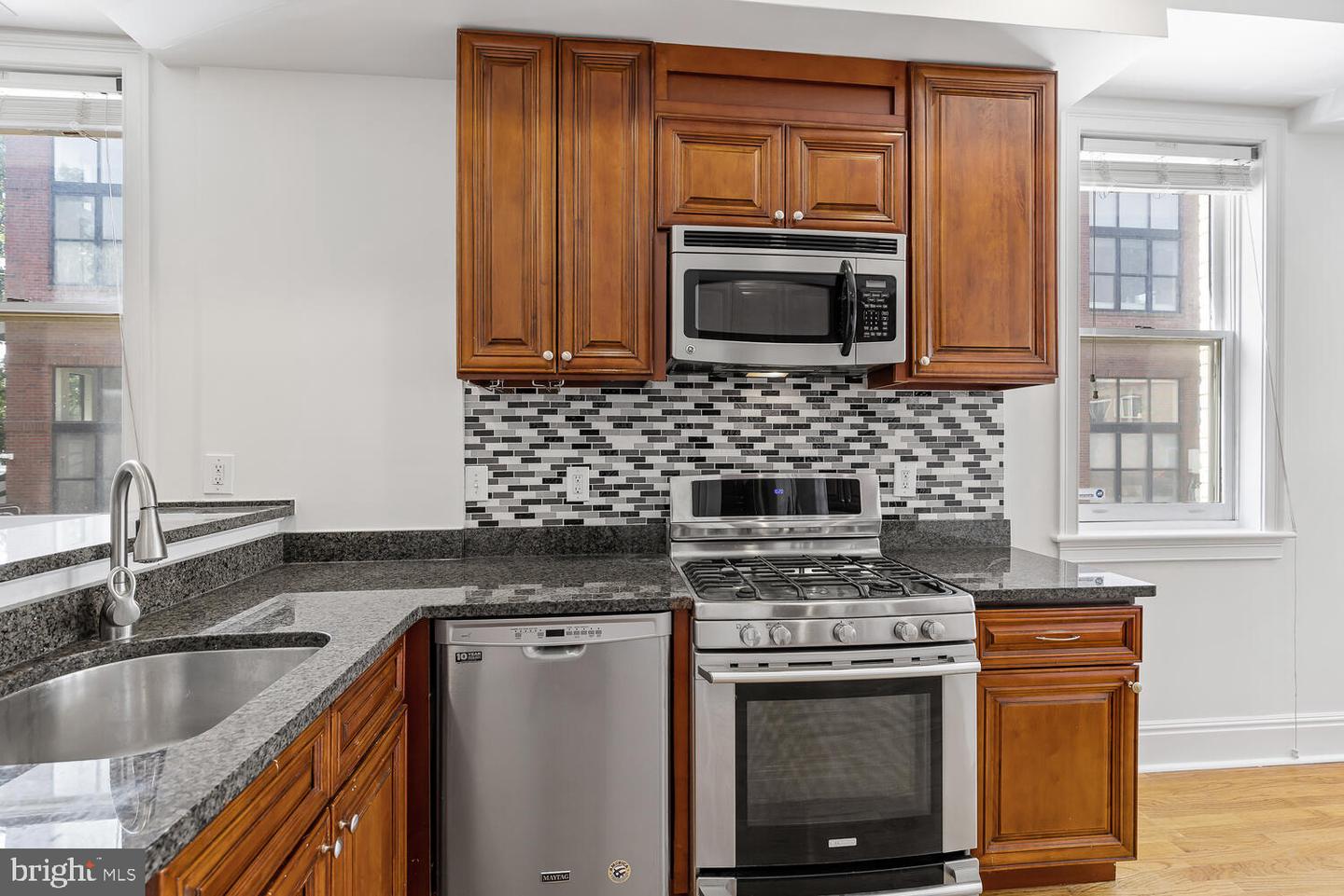2212 11th STREET NW Unit: 2