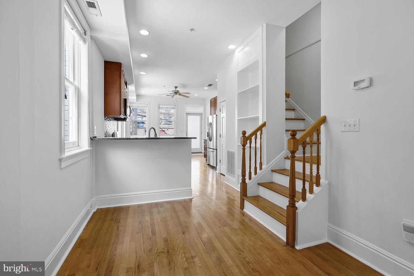 2212 11th STREET NW Unit: 2