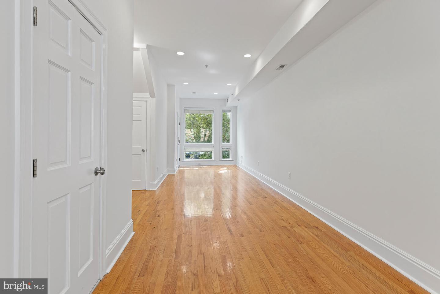 2212 11th STREET NW Unit: 2