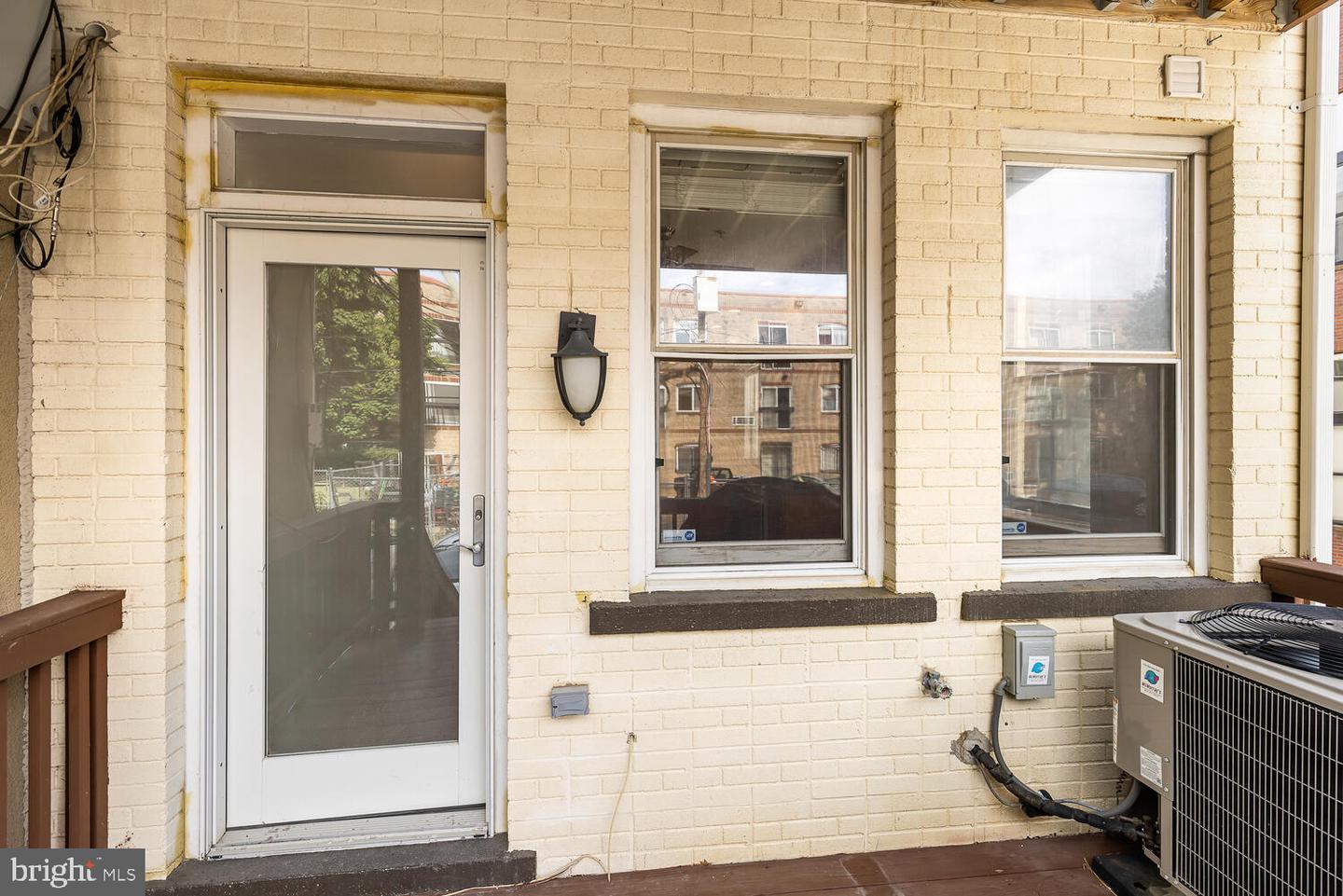 2212 11th STREET NW Unit: 2