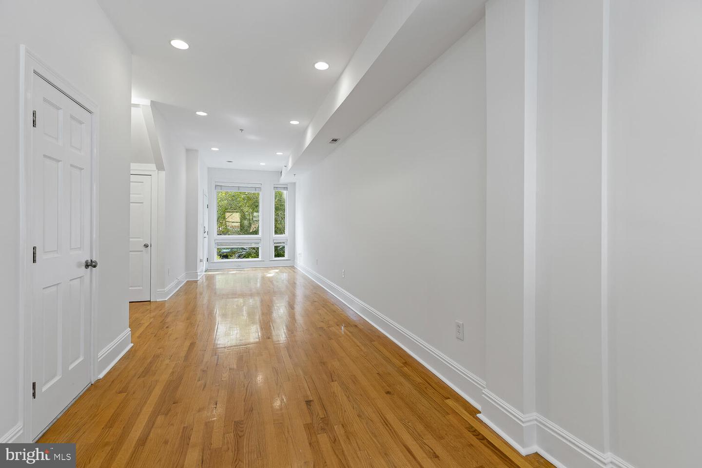 2212 11th STREET NW Unit: 2