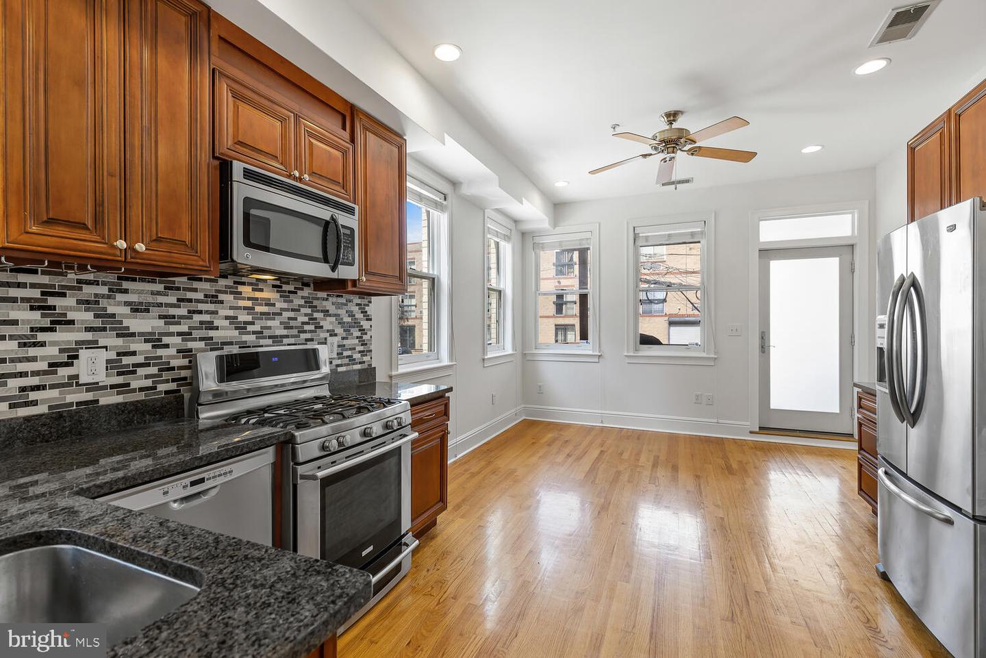 2212 11th STREET NW Unit: 2
