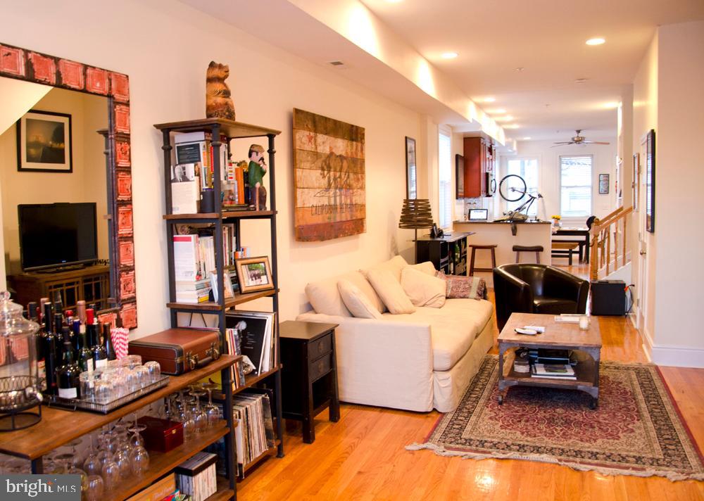 2212 11th STREET NW Unit: 2