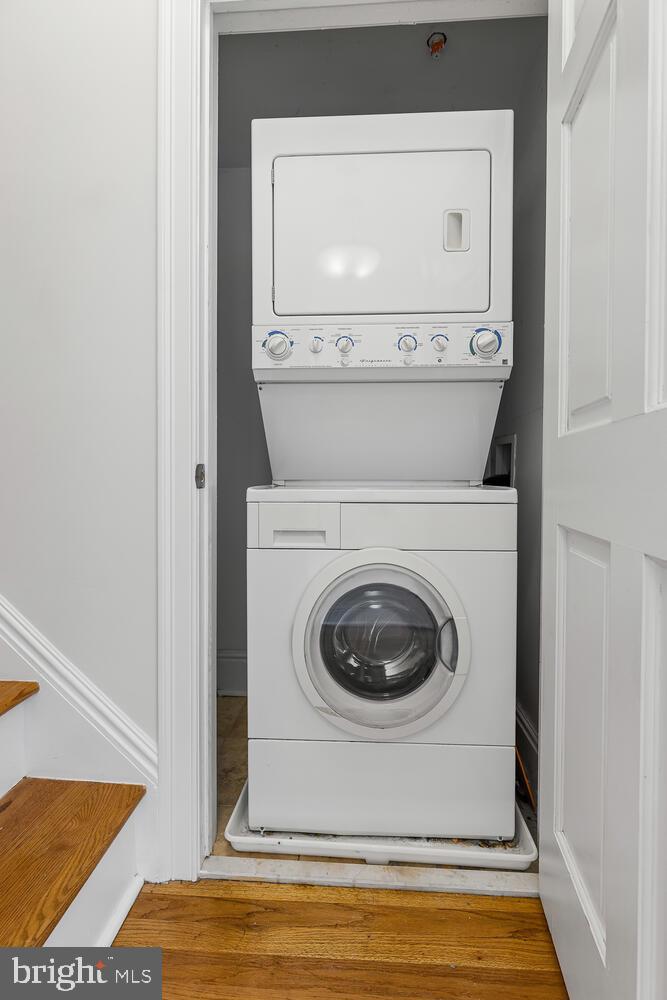 2212 11th STREET NW Unit: 2