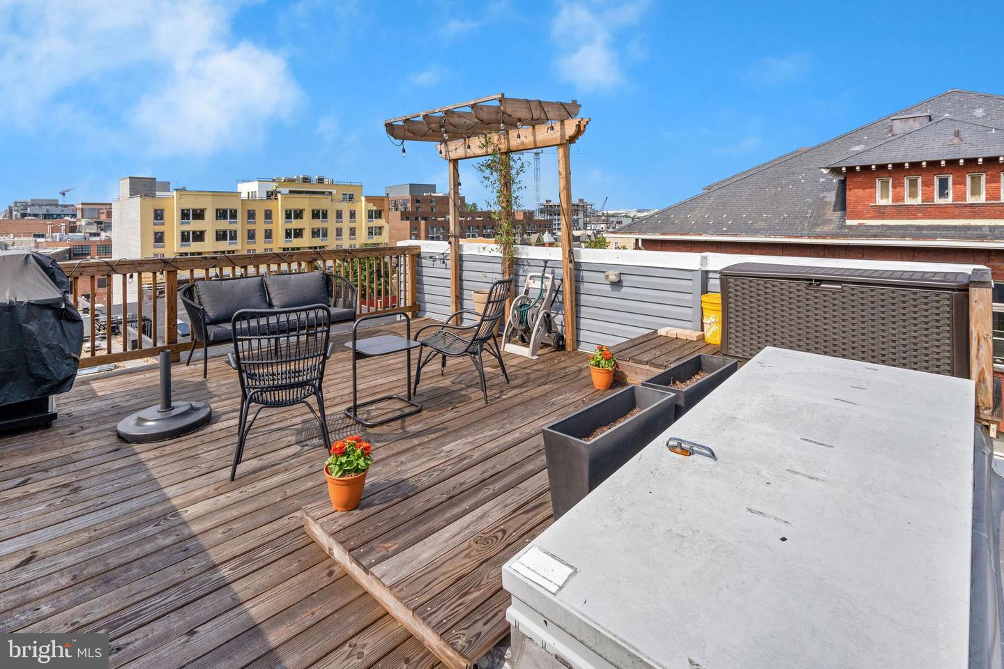 115 Quincy PLACE NE Unit: 2