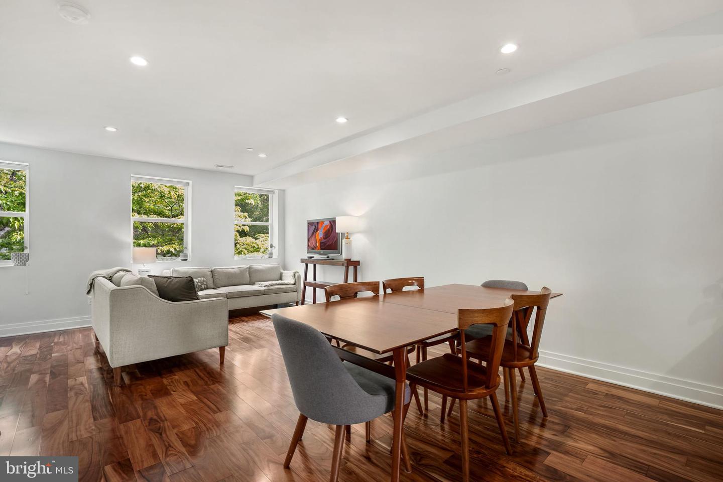 115 Quincy PLACE NE Unit: 2