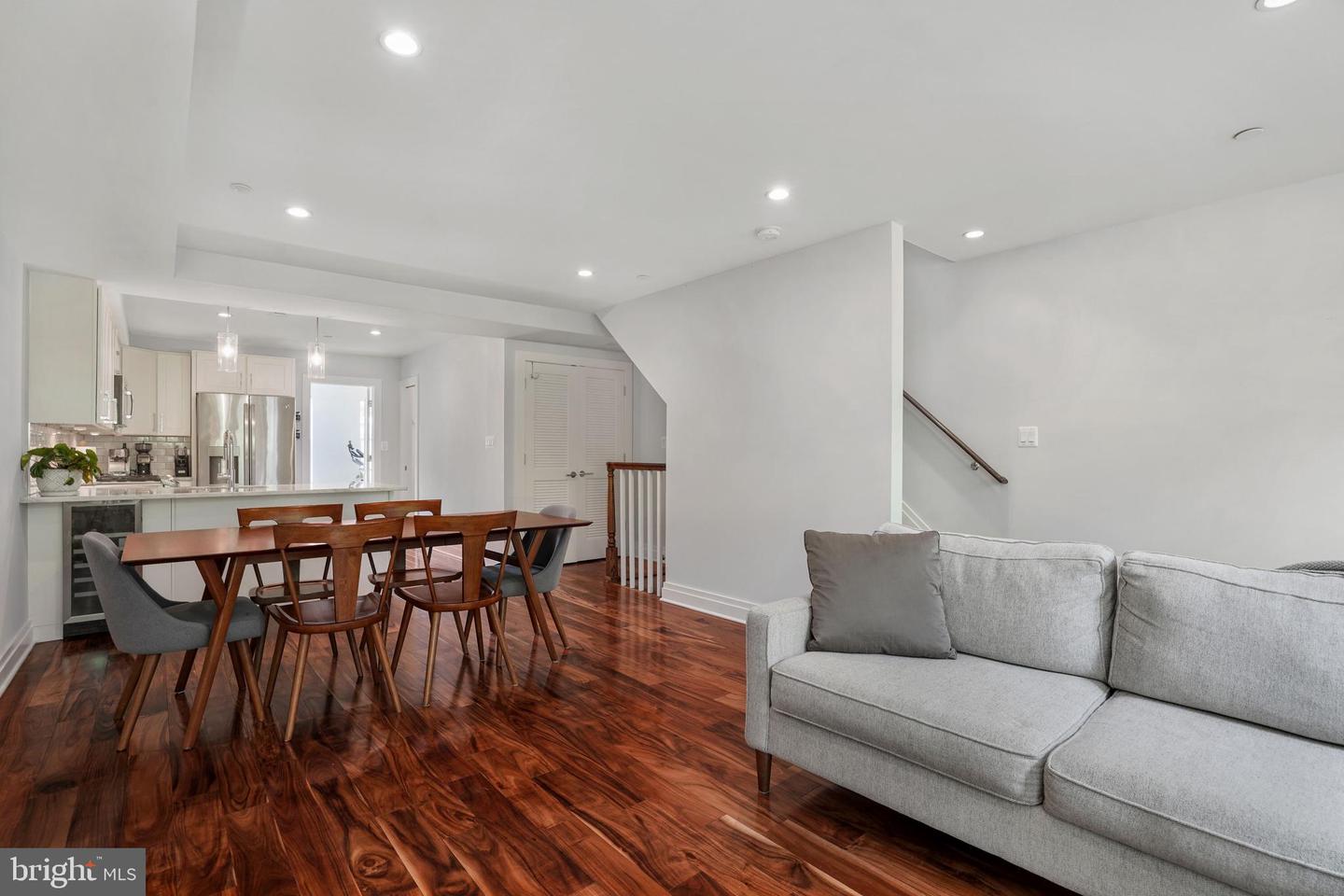 115 Quincy PLACE NE Unit: 2