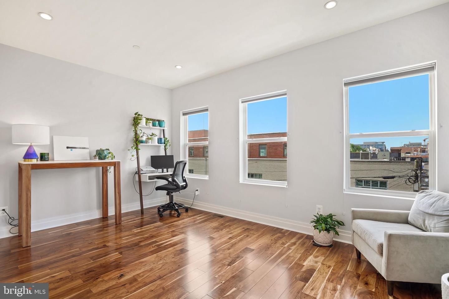 115 Quincy PLACE NE Unit: 2