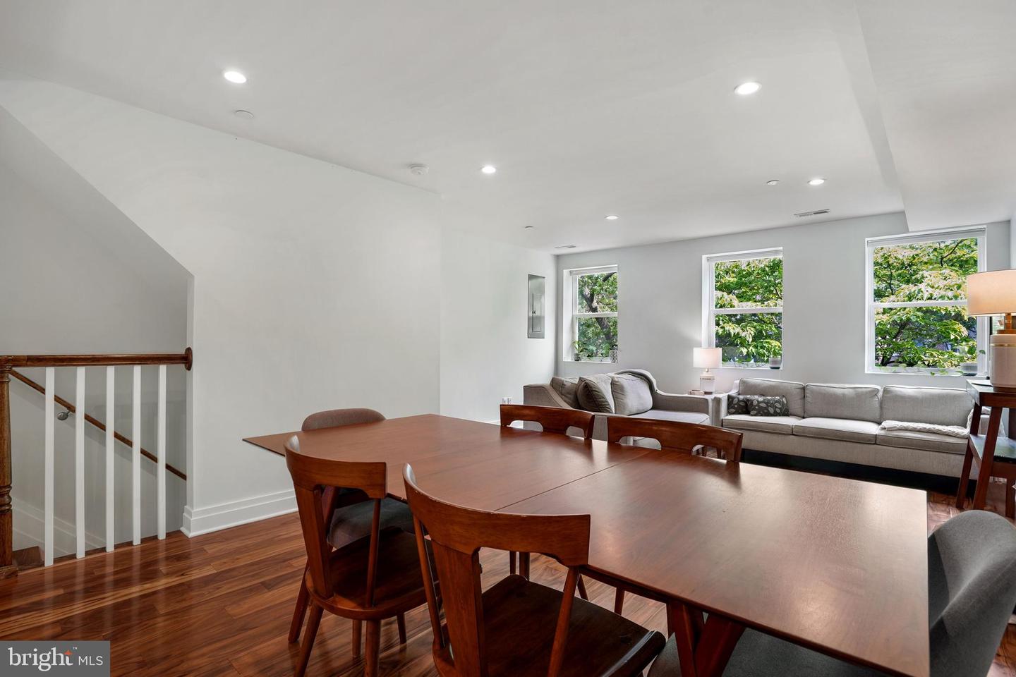115 Quincy PLACE NE Unit: 2