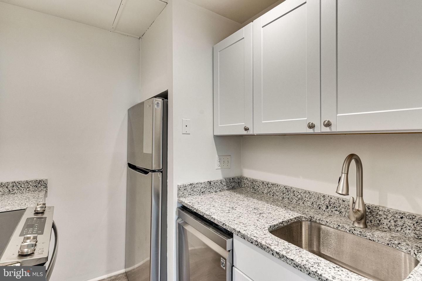 618 F STREET NE Unit: 1