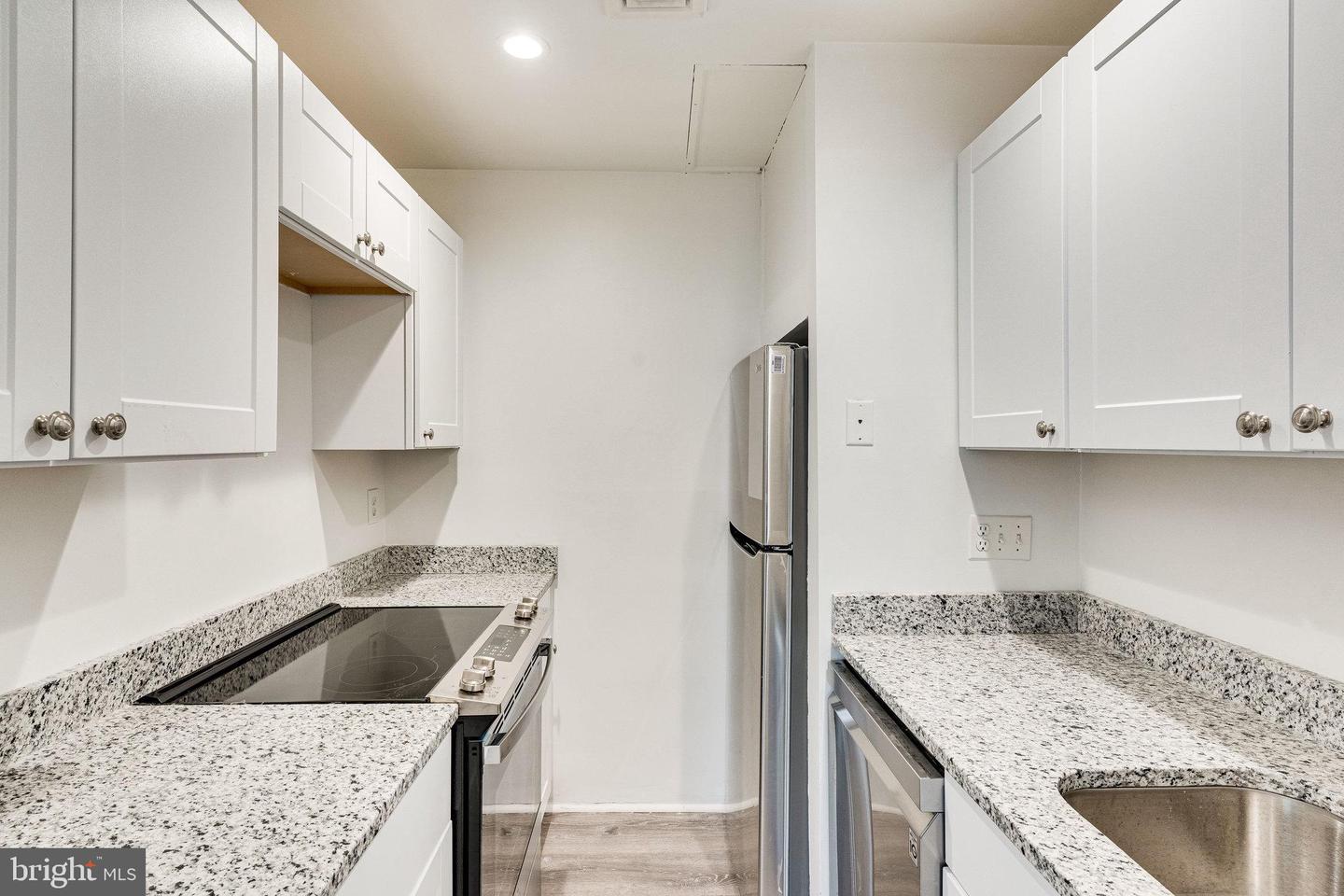 618 F STREET NE Unit: 1