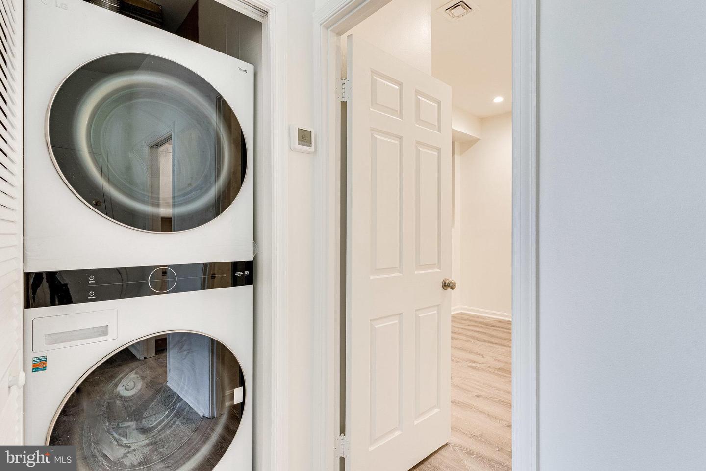 618 F STREET NE Unit: 1