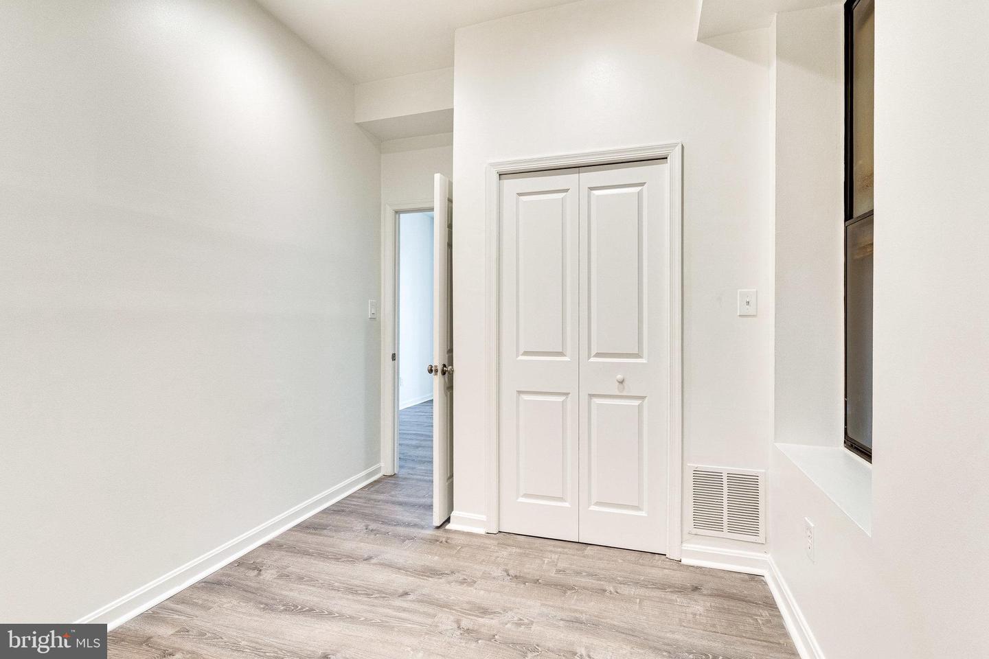 618 F STREET NE Unit: 1