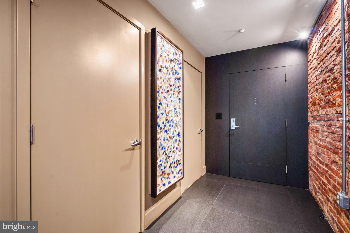 912 F STREET NW Unit: 208