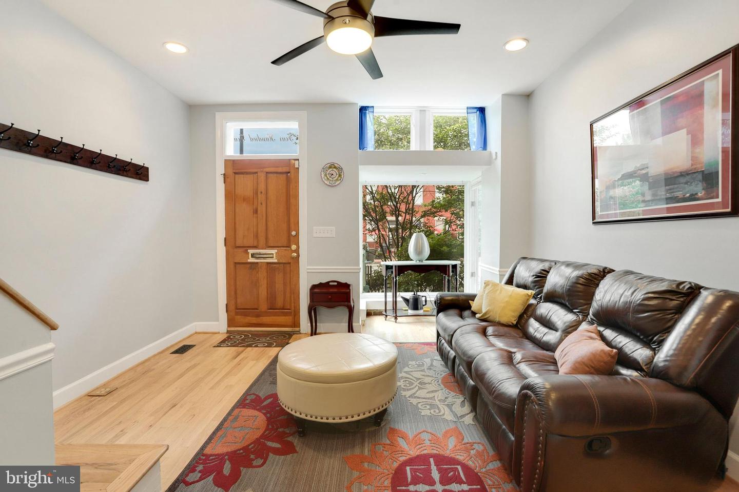 404 8th STREET NE