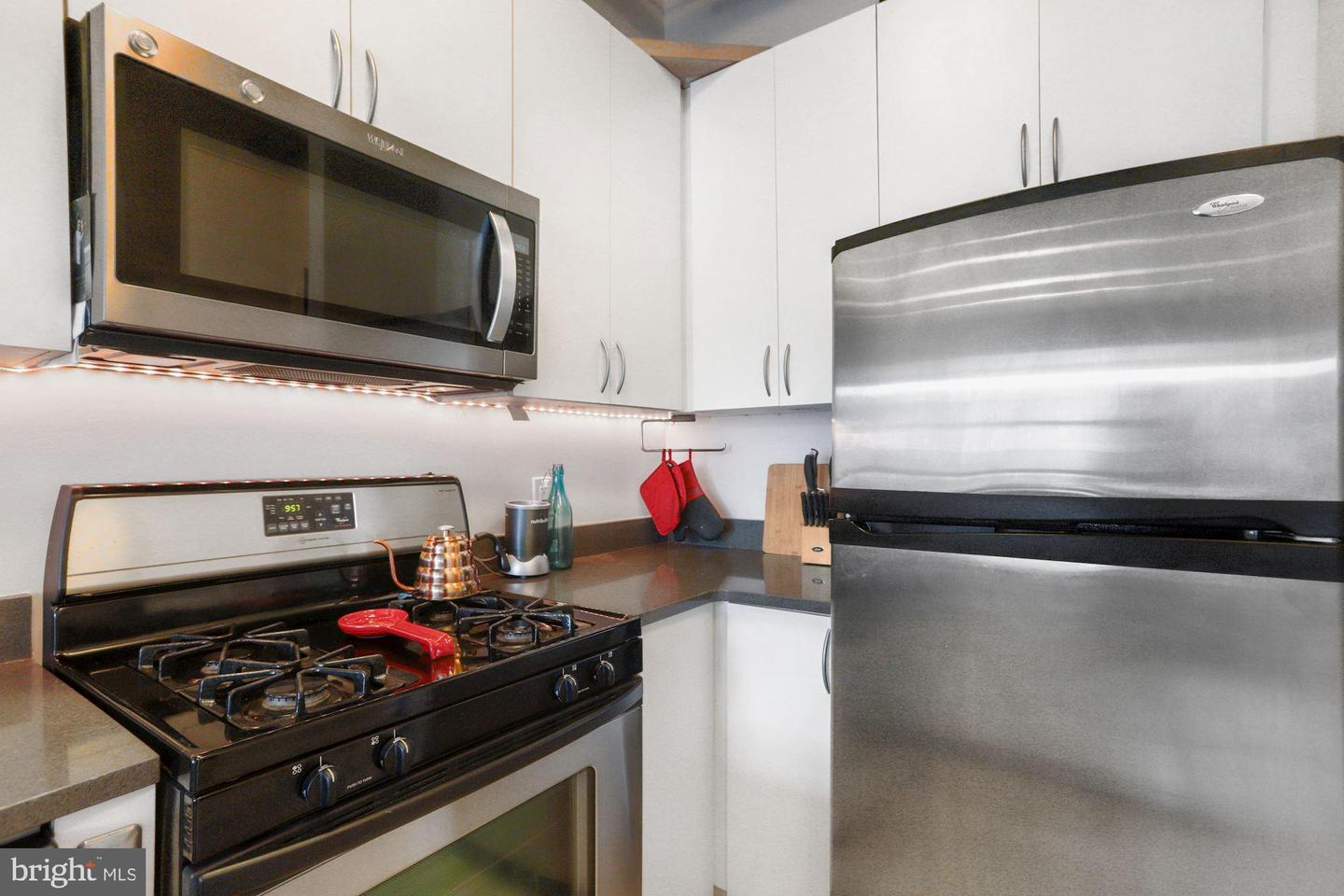 1300 N STREET NW Unit: 711