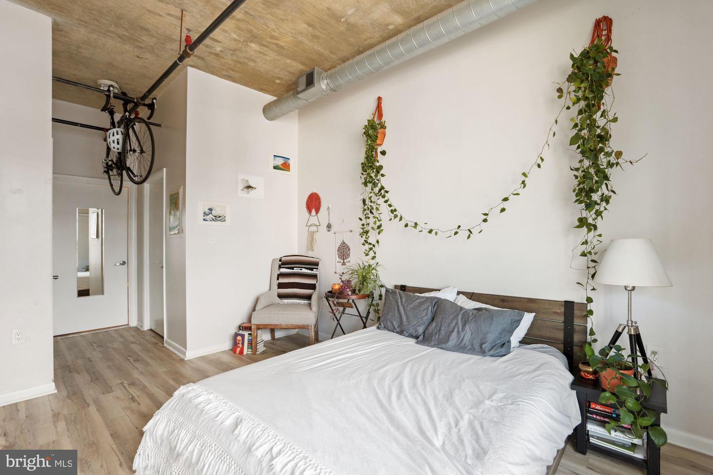 1300 N STREET NW Unit: 711