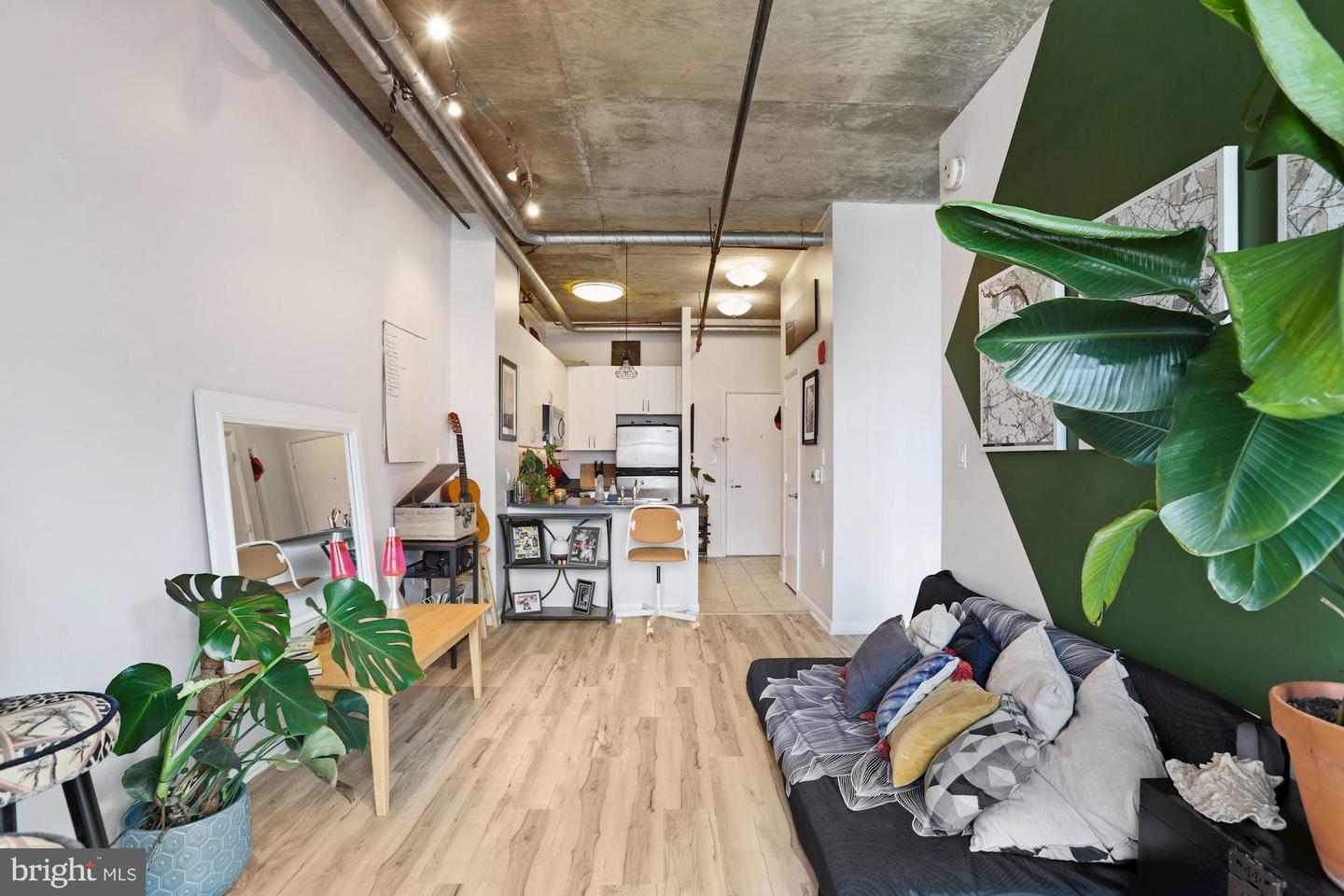 1300 N STREET NW Unit: 711