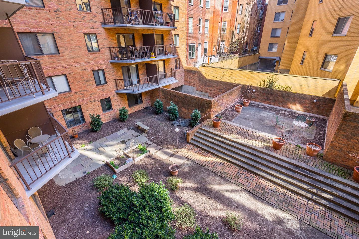 1718 P STREET NW Unit: 213