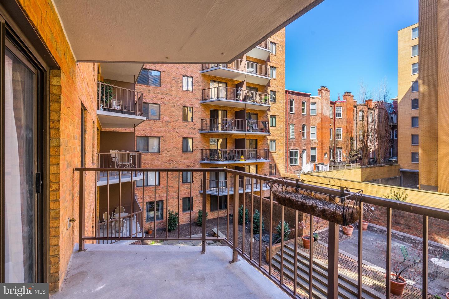 1718 P STREET NW Unit: 213
