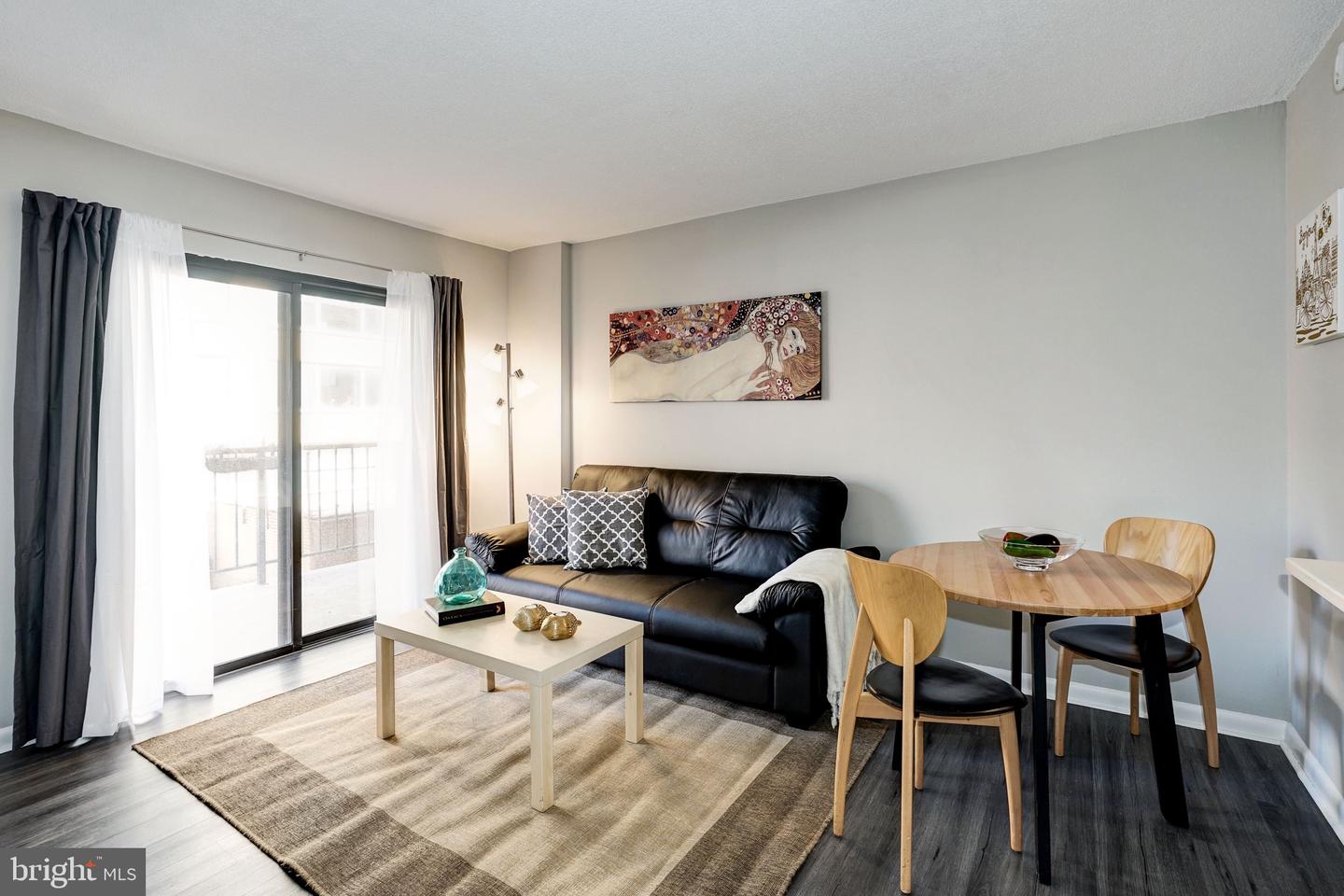 1718 P STREET NW Unit: 213