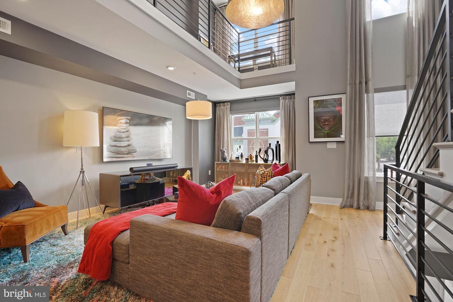 723 18th STREET NE Unit: 723-2