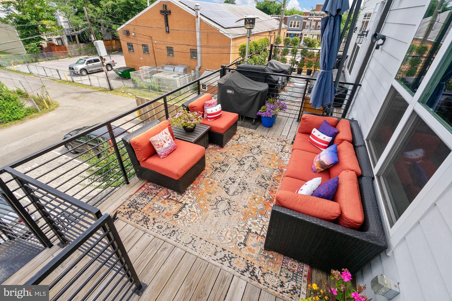 723 18th STREET NE Unit: 723-2
