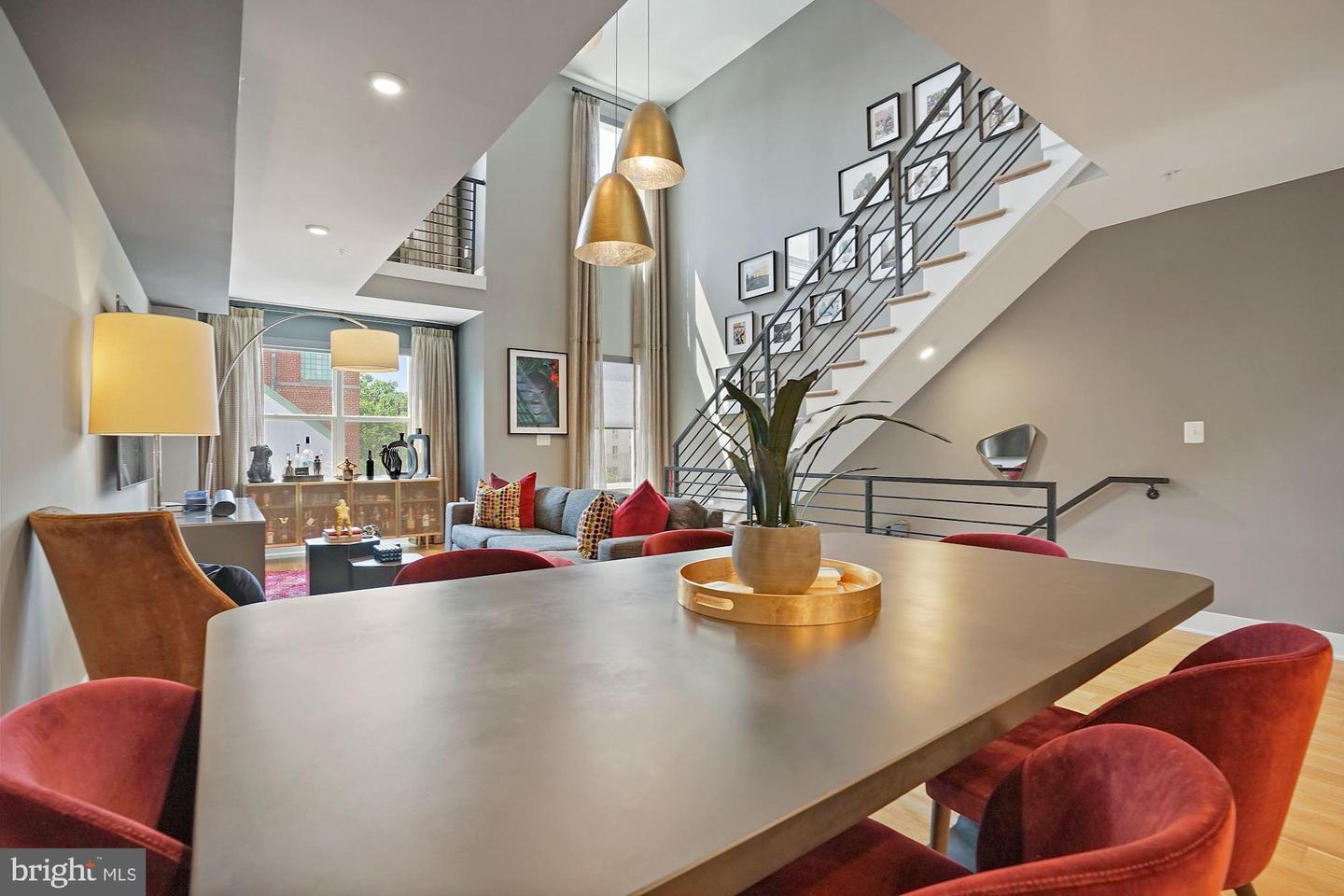 723 18th STREET NE Unit: 723-2